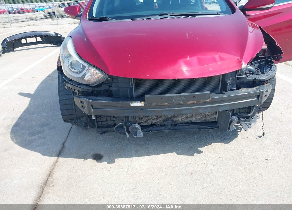 2015 HYUNDAI ELANTRA LIMITED VIN: 5NPDH4AE8FH558069