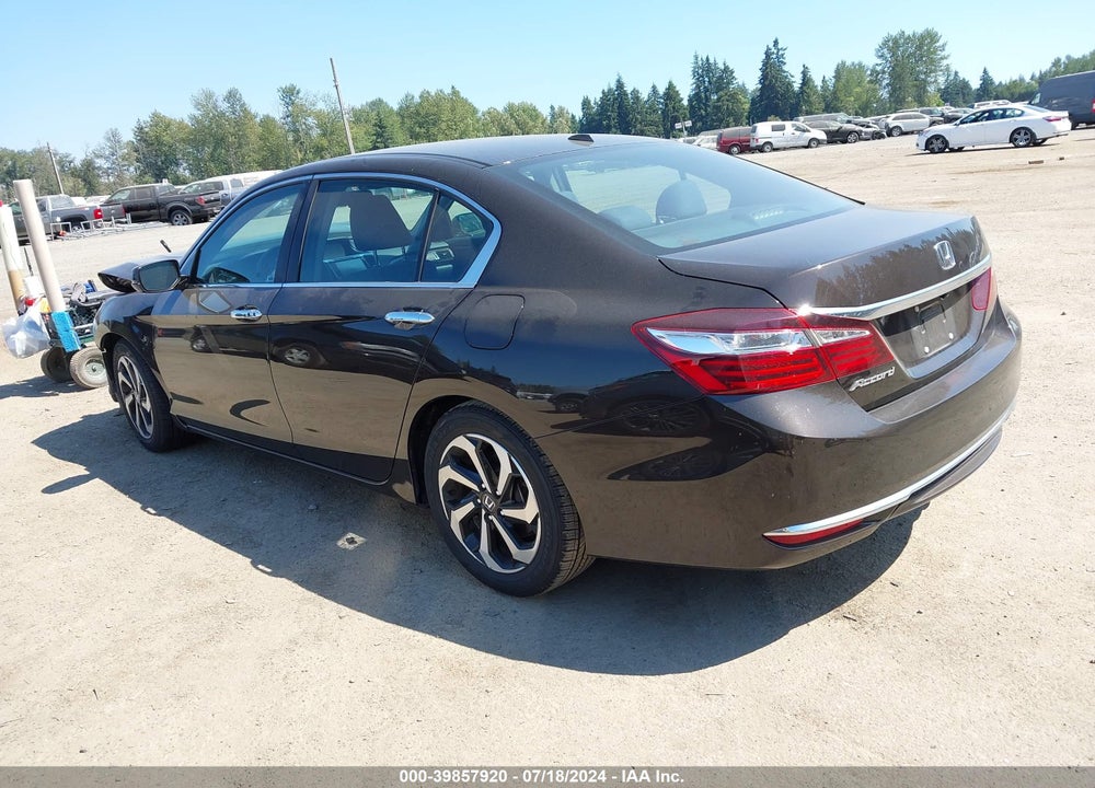 2017 HONDA ACCORD EX VIN: 1HGCR2F71HA061710