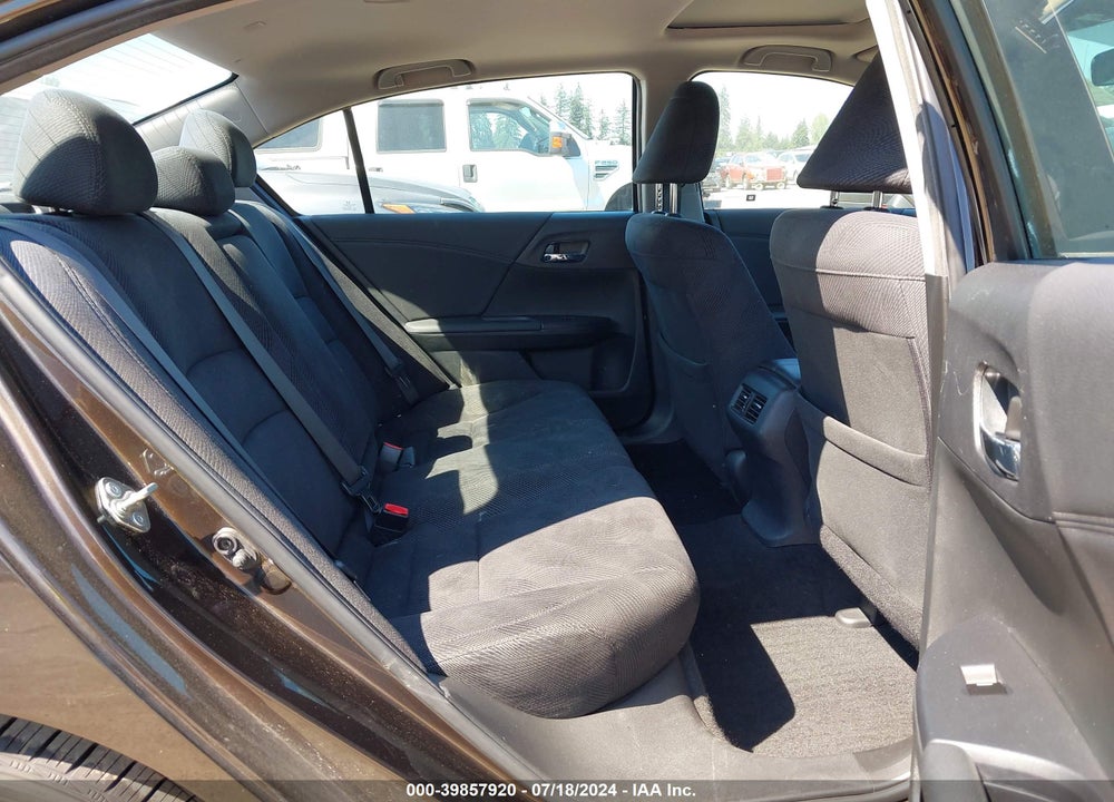 2017 HONDA ACCORD EX VIN: 1HGCR2F71HA061710