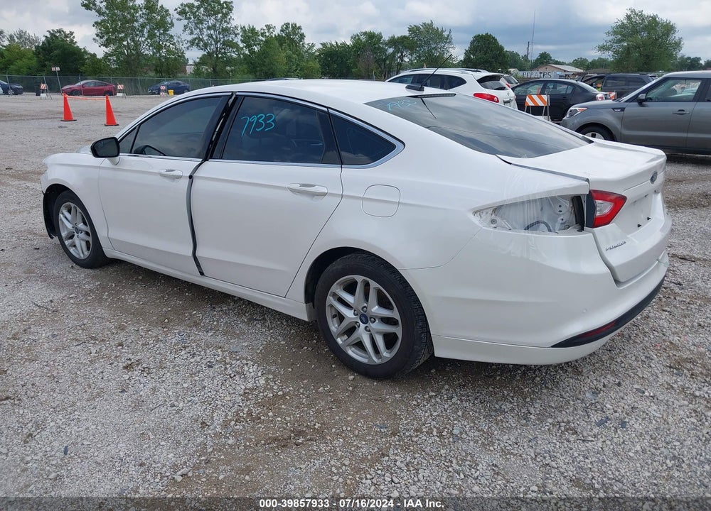 2015 FORD FUSION SE VIN: 3FA6P0HD5FR126642