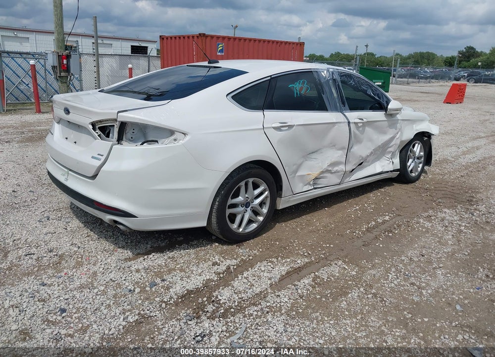 2015 FORD FUSION SE VIN: 3FA6P0HD5FR126642