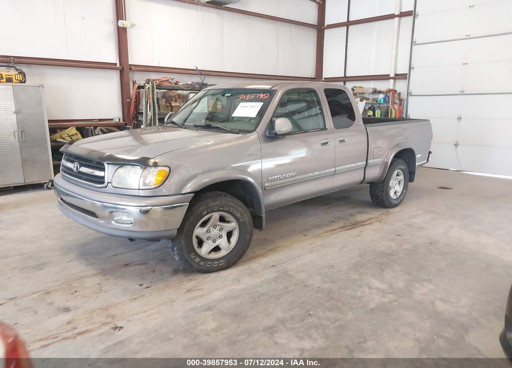 2002 TOYOTA TUNDRA LTD V8 VIN: 5TBRT38112S235741