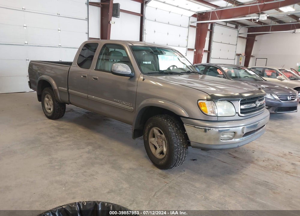 2002 TOYOTA TUNDRA LTD V8 VIN: 5TBRT38112S235741