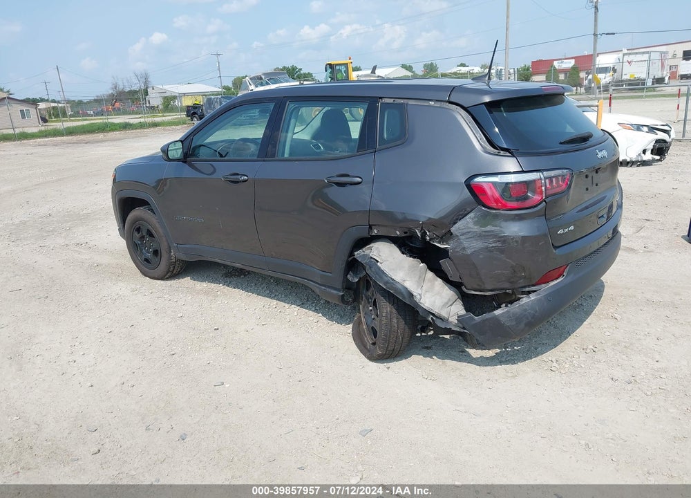 2018 JEEP COMPASS SPORT 4X4 VIN: 3C4NJDAB8JT458402
