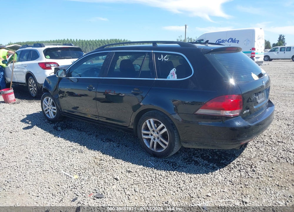 2013 VOLKSWAGEN JETTA SPORTWAGEN 2.0L TDI VIN: 3VWPL7AJ7DM607759