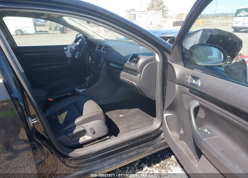 2013 VOLKSWAGEN JETTA SPORTWAGEN 2.0L TDI VIN: 3VWPL7AJ7DM607759