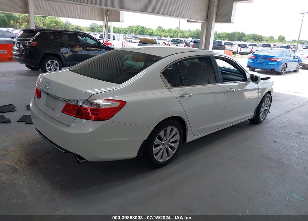 2015 HONDA ACCORD EX-L VIN: 1HGCR2F82FA013767