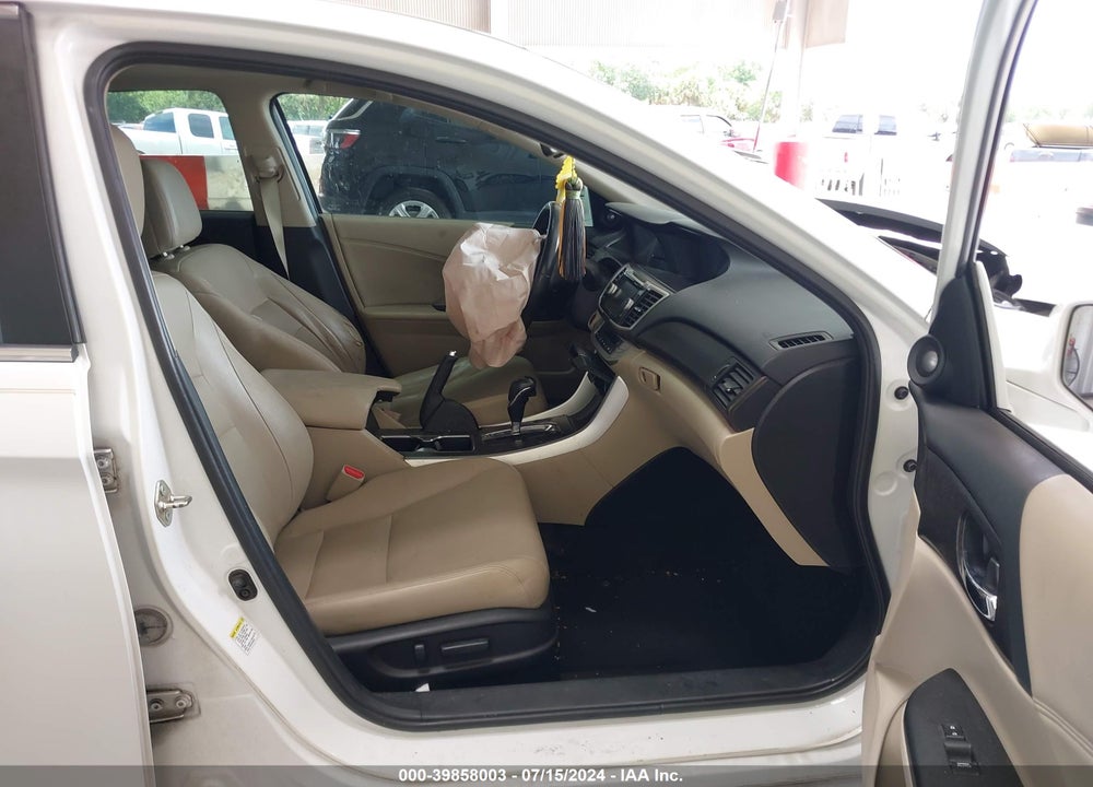 2015 HONDA ACCORD EX-L VIN: 1HGCR2F82FA013767