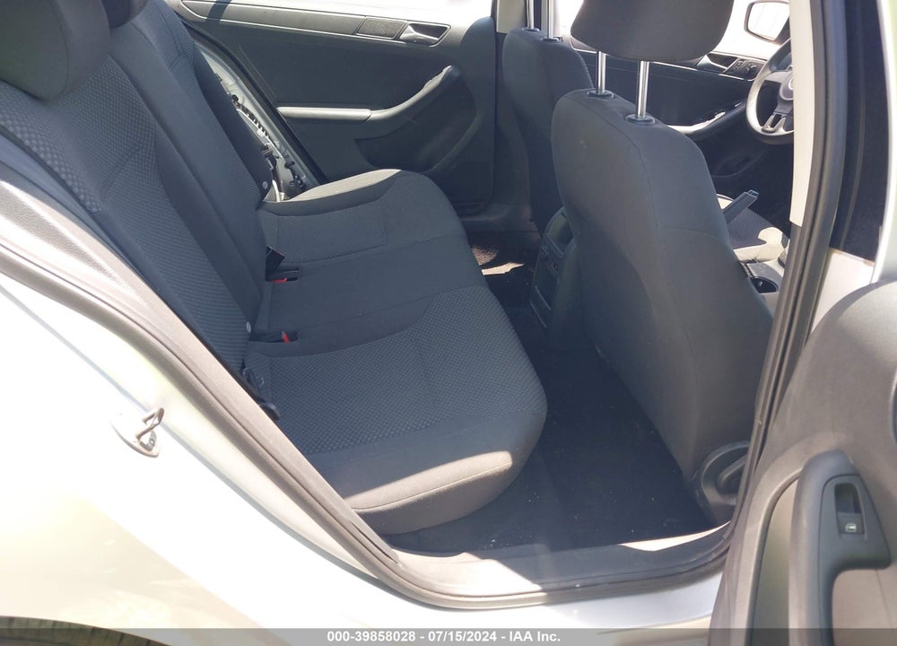 2013 VOLKSWAGEN JETTA 2.0L S VIN: 3VW1K7AJ3DM259273