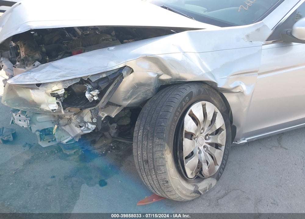2010 HONDA ACCORD 2.4 LX VIN: 1HGCP2F30AA108086