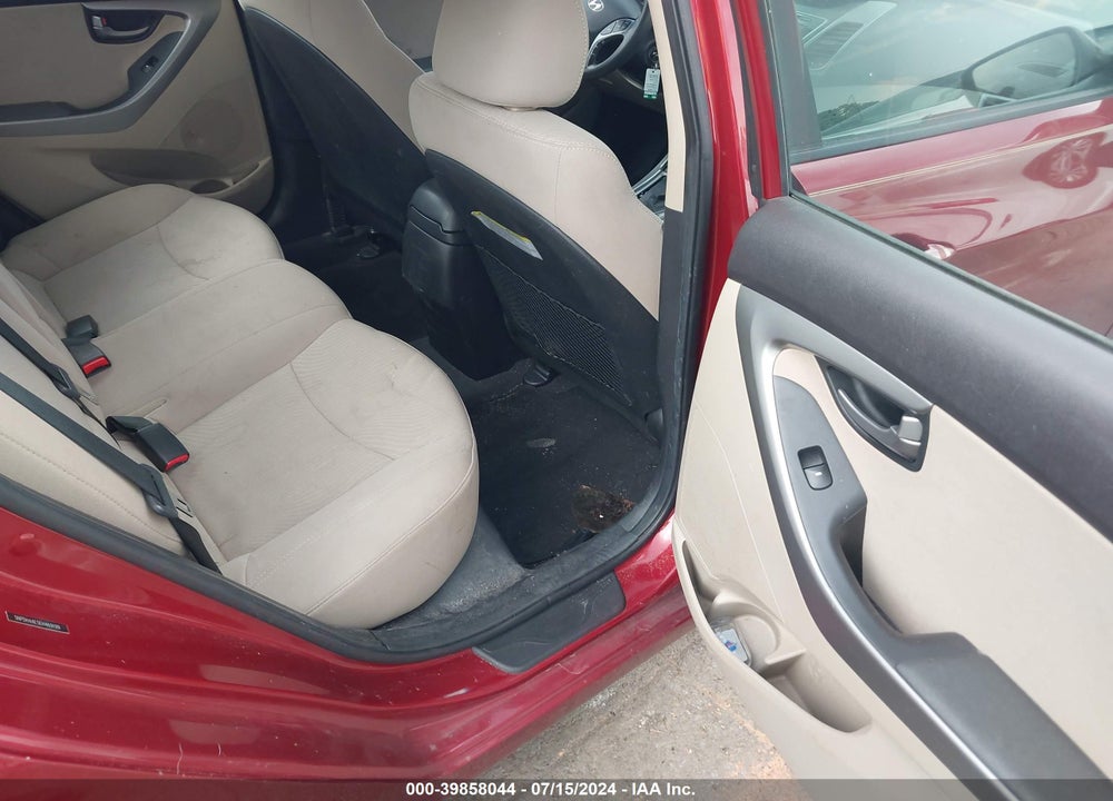 2014 HYUNDAI ELANTRA SE VIN: 5NPDH4AE5EH469199