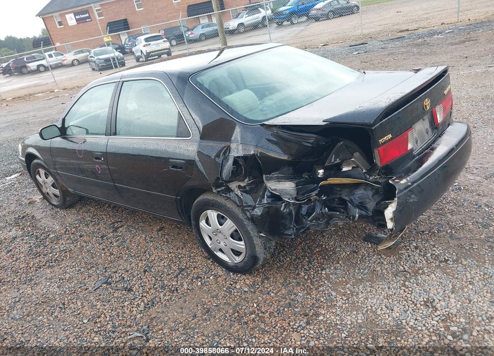 2000 TOYOTA CAMRY LE VIN: 4T1BG22K0YU991263