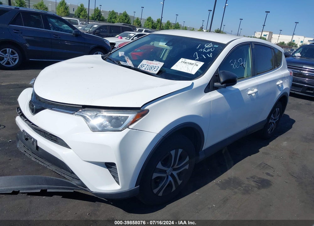 2018 TOYOTA RAV4 LE VIN: JTMZFREV8JJ196294