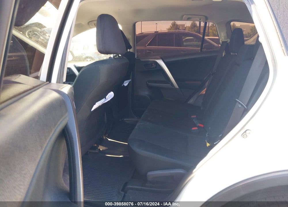 2018 TOYOTA RAV4 LE VIN: JTMZFREV8JJ196294