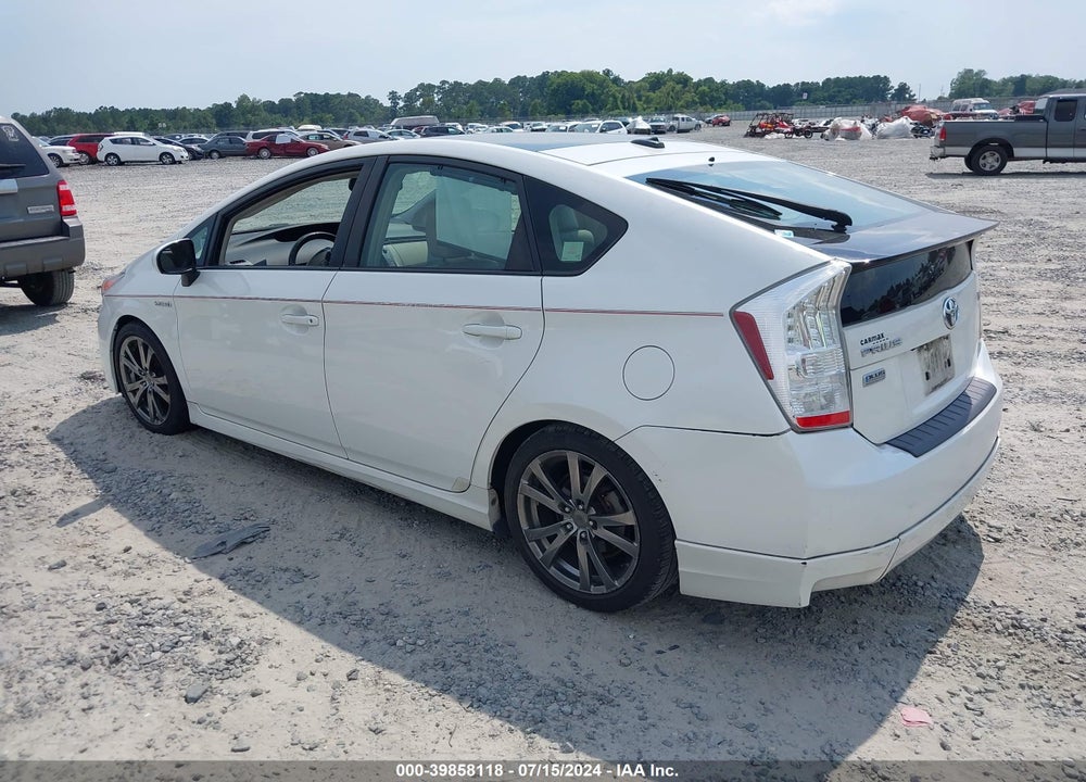 2011 TOYOTA PRIUS FOUR VIN: JTDKN3DU6B5313729