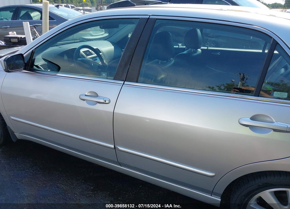 2006 HONDA ACCORD 3.0 EX VIN: 1HGCM665X6A051629