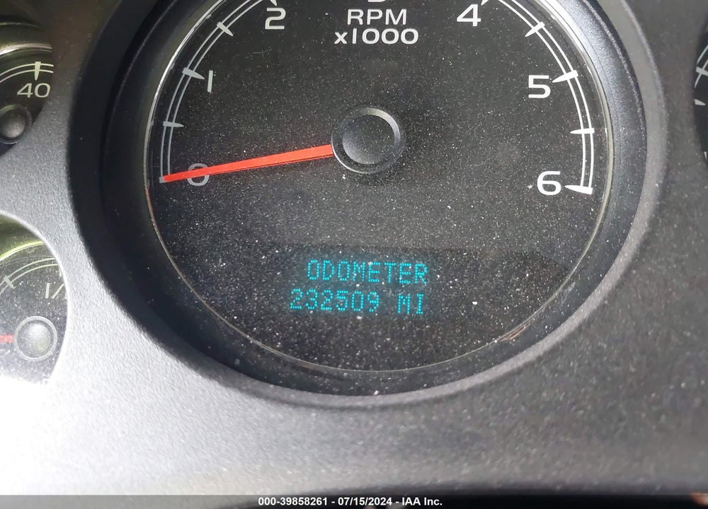 2014 CHEVROLET SUBURBAN 1500 LTZ VIN: 1GNSCKE04ER131933