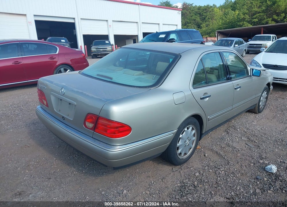 1999 MERCEDES-BENZ E 320 VIN: WDBJF65H3XA948383