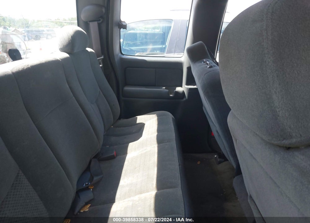 2004 CHEVROLET SILVERADO 1500 LS VIN: 1GCEC19V84E222229