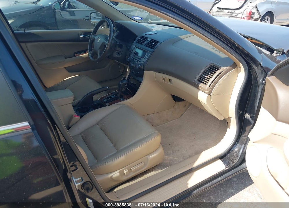 2006 HONDA ACCORD 3.0 EX VIN: 1HGCM66586A049149
