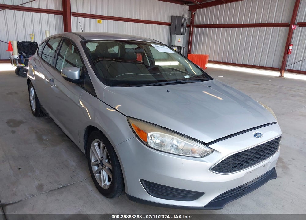 2015 FORD FOCUS SE VIN: 1FADP3K26FL282946
