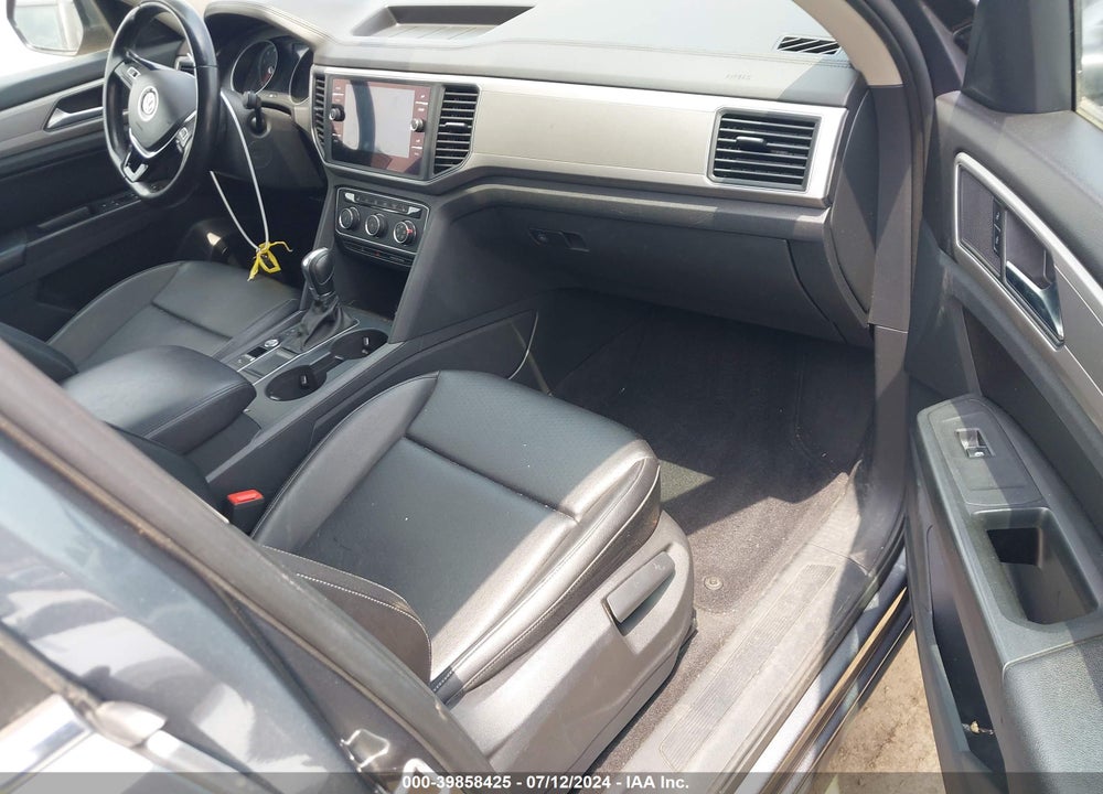 2018 VOLKSWAGEN ATLAS 3.6L V6 SE VIN: 1V2CR2CA2JC555193