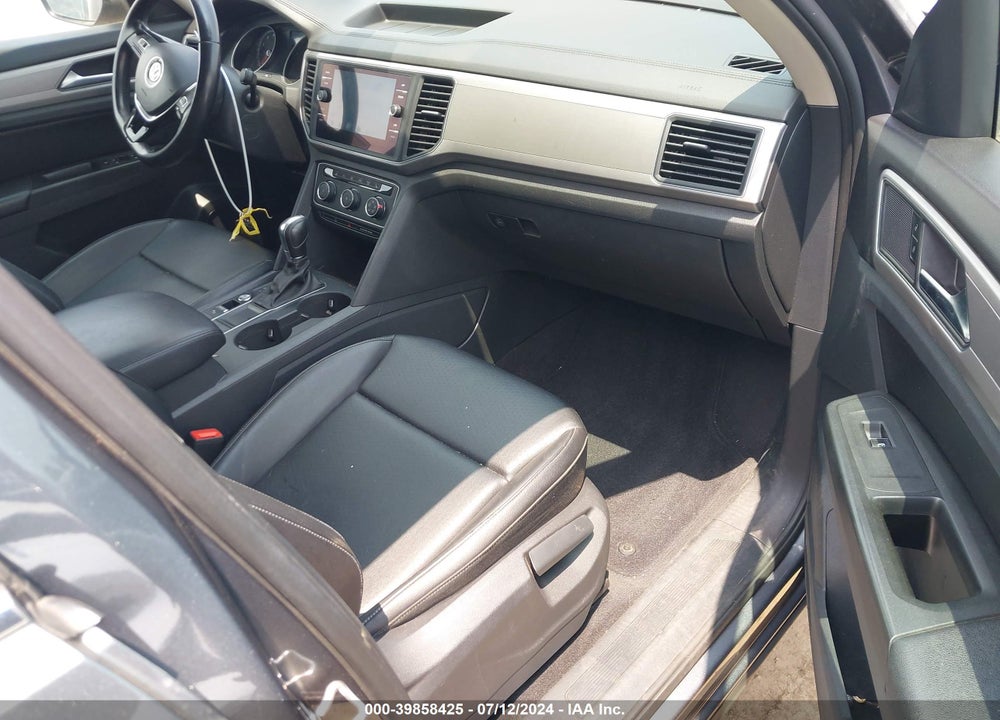 2018 VOLKSWAGEN ATLAS 3.6L V6 SE VIN: 1V2CR2CA2JC555193