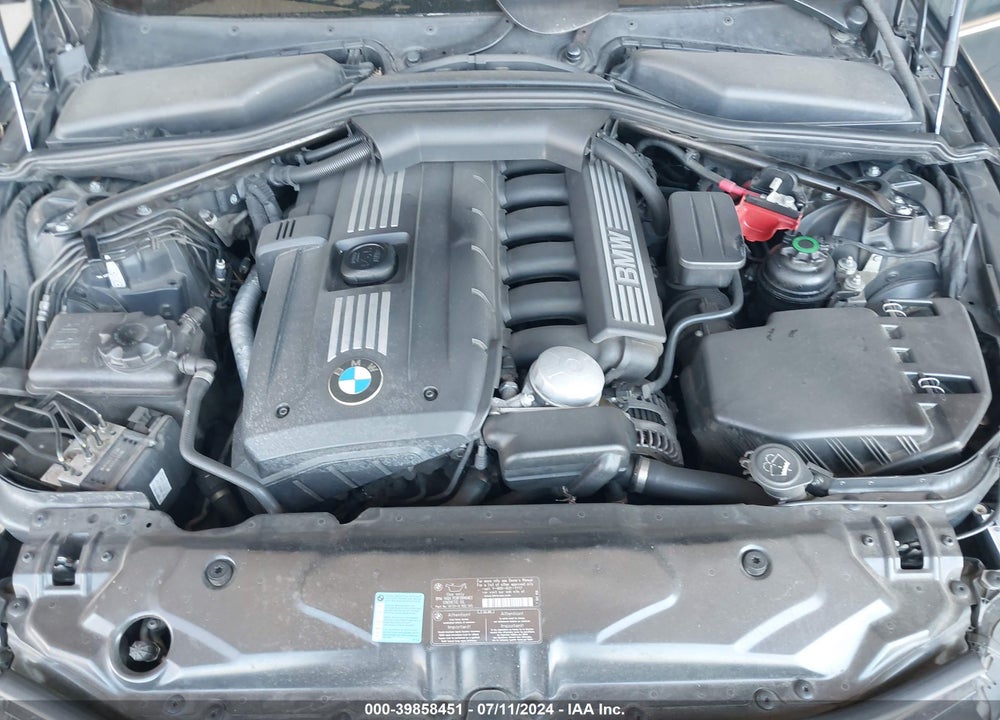 2008 BMW 528I VIN: WBANU53508CT01471