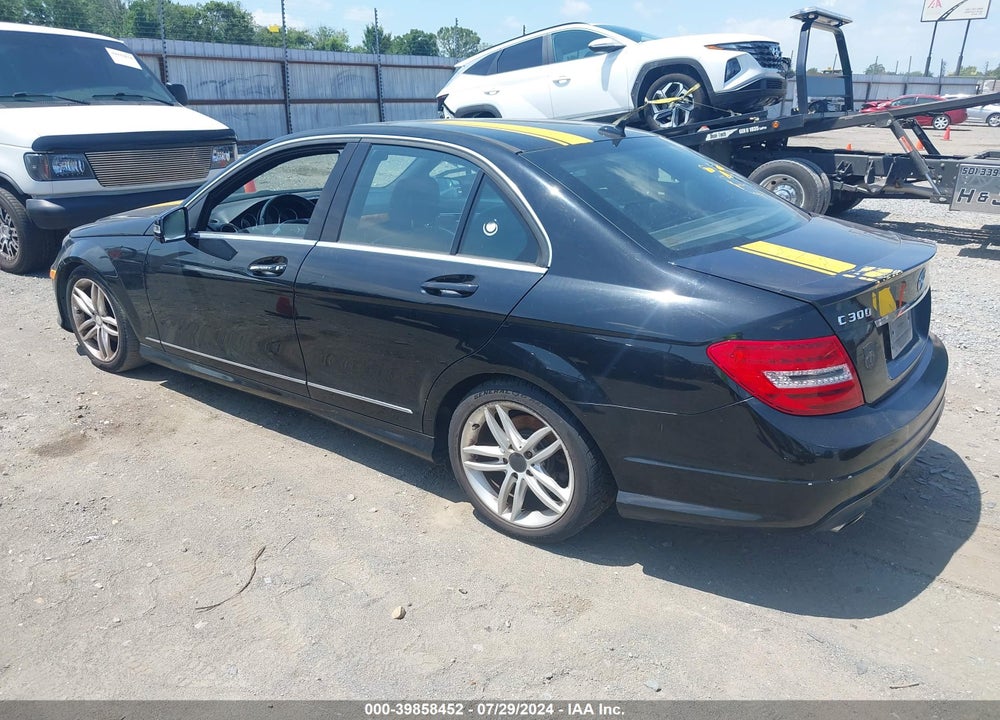 2012 MERCEDES-BENZ C 300 LUXURY 4MATIC/SPORT 4MATIC VIN: WDDGF8BB9CR217210