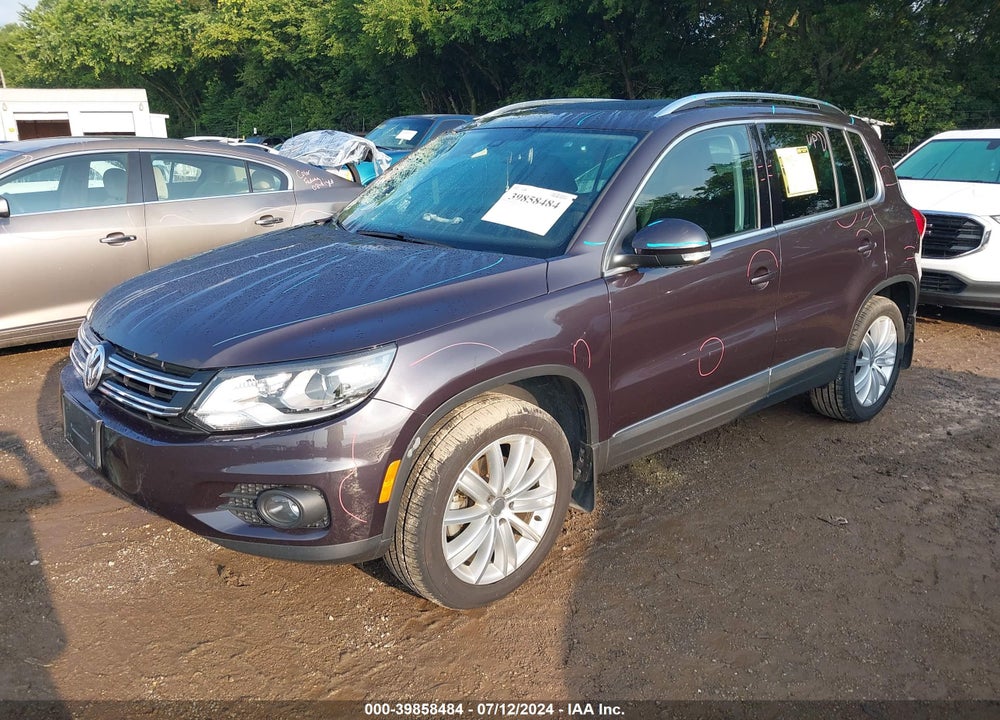 2016 VOLKSWAGEN TIGUAN SE VIN: WVGBV7AX1GW585608