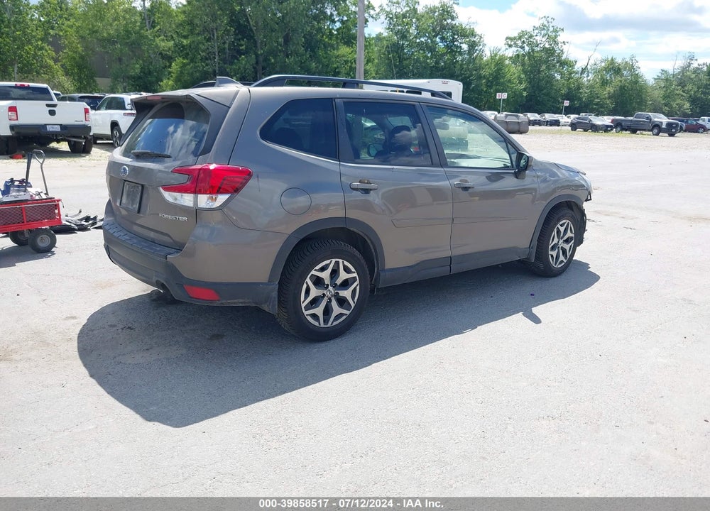 2020 SUBARU FORESTER PREMIUM VIN: JF2SKAJCXLH604986