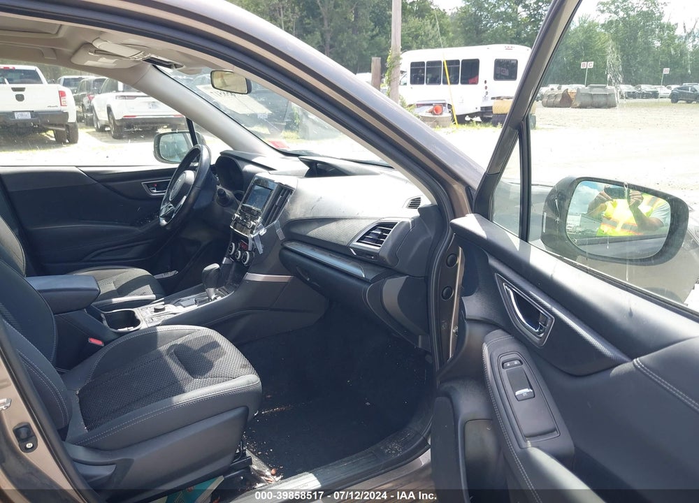 2020 SUBARU FORESTER PREMIUM VIN: JF2SKAJCXLH604986