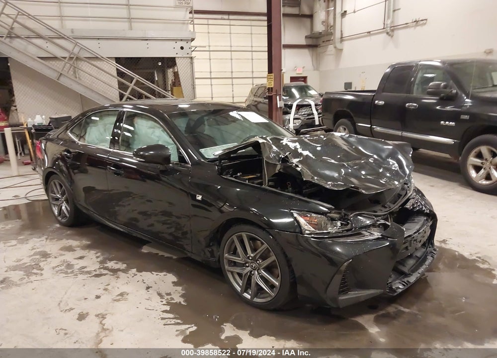 2018 LEXUS IS 300 VIN: JTHC81D21J5033129