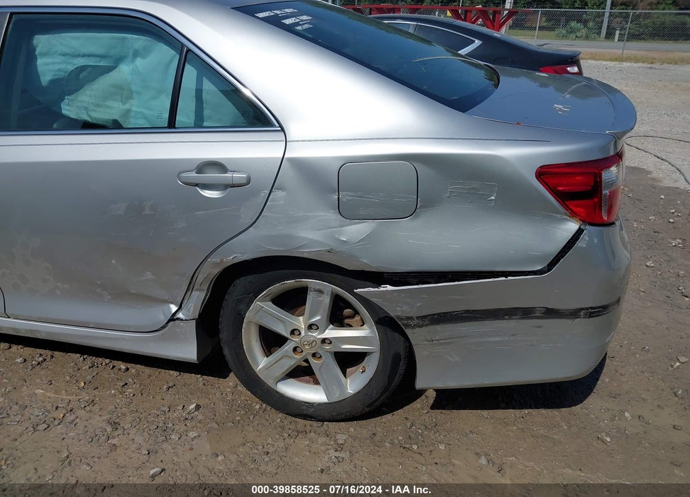 2013 TOYOTA CAMRY SE VIN: 4T1BF1FK3DU279685