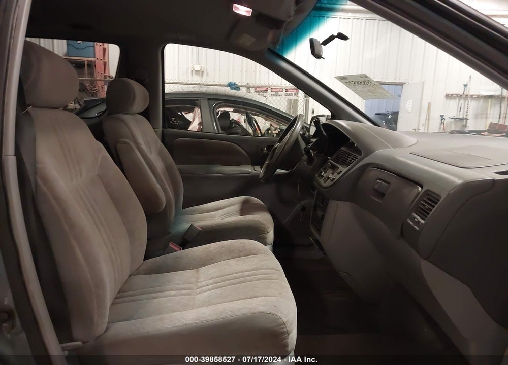 2000 TOYOTA SIENNA VIN: 4T3ZF13C2YU297006