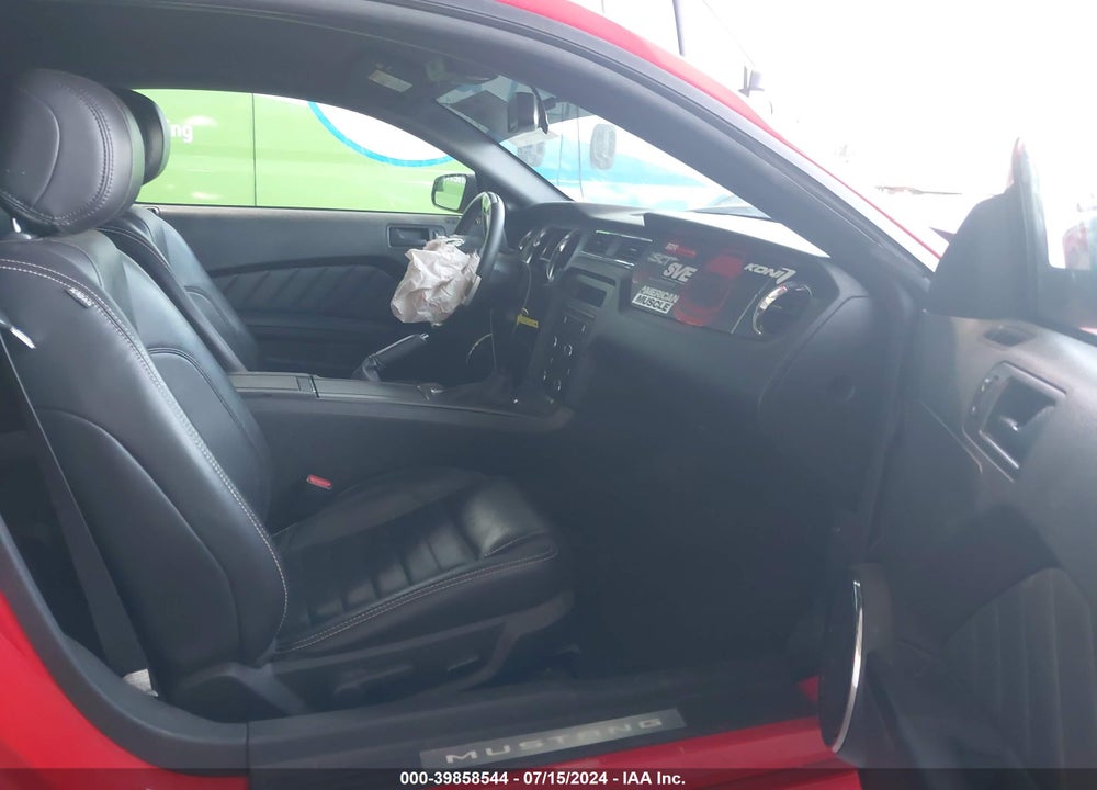 2014 FORD MUSTANG GT PREMIUM VIN: 1ZVBP8CF2E5215213