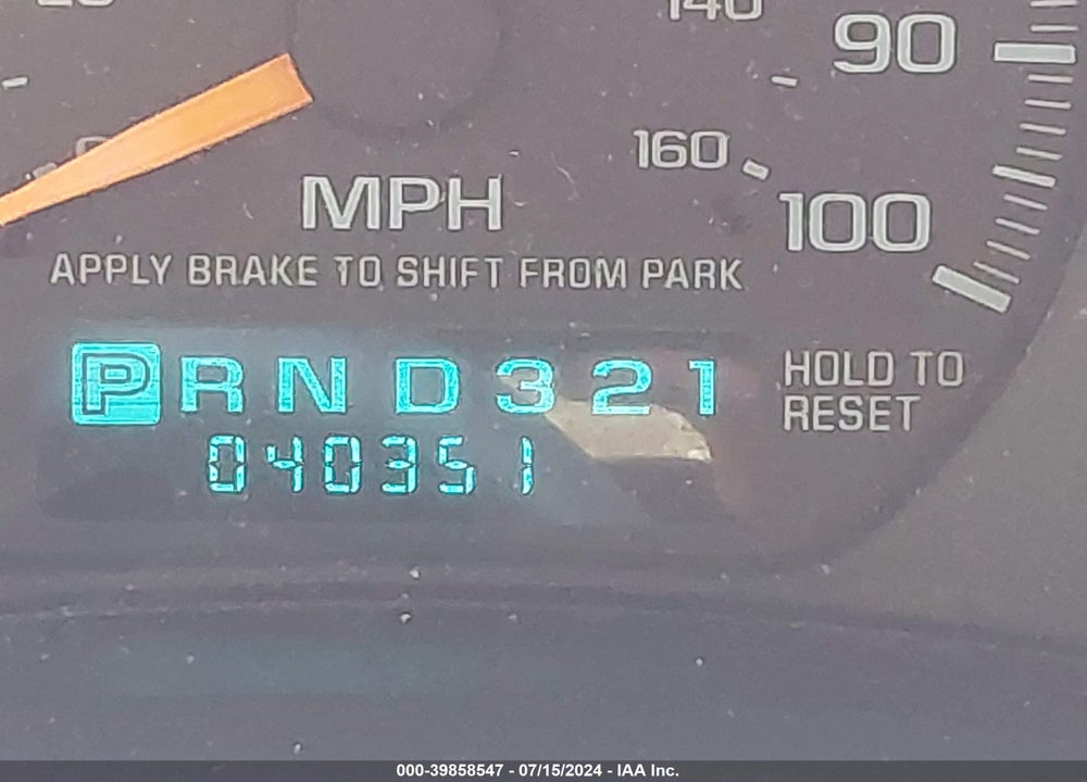 1998 CHEVROLET S-10 LS VIN: 1GCDT14X5WK117088