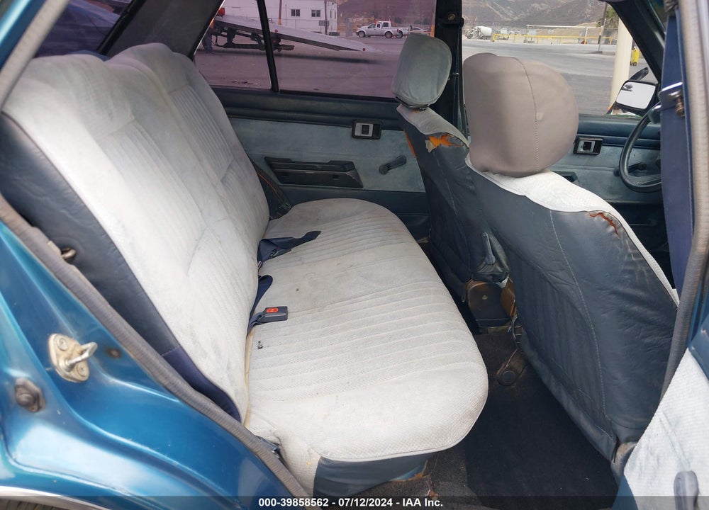 1985 TOYOTA COROLLA LE VIN: JT2AE83E6F3181603