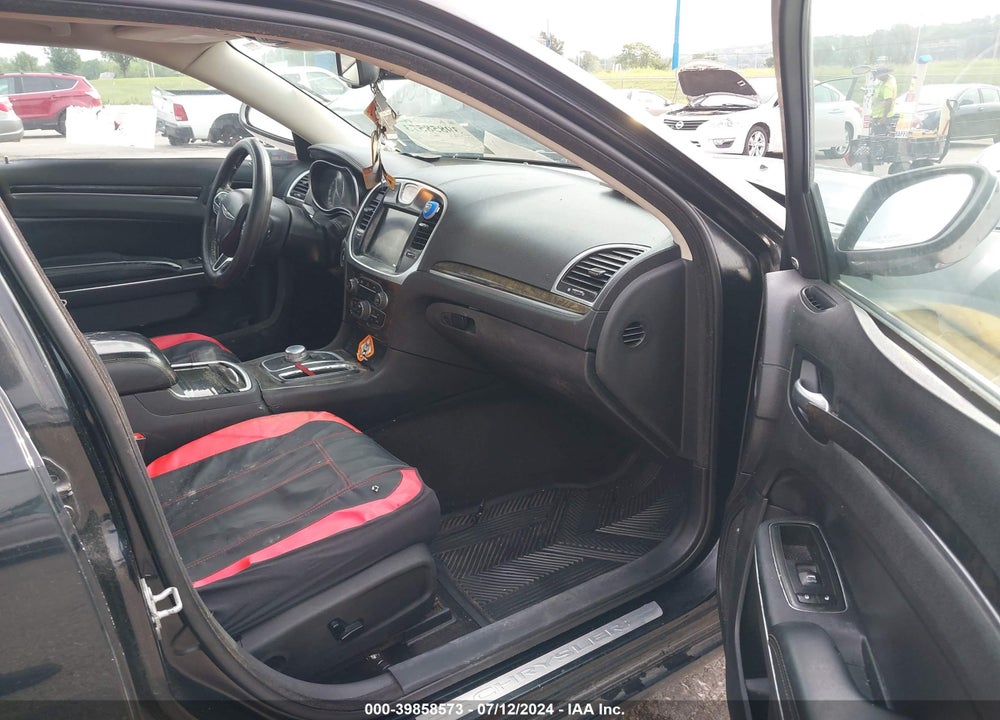 2016 CHRYSLER 300C VIN: 2C3CCAEG5GH238467