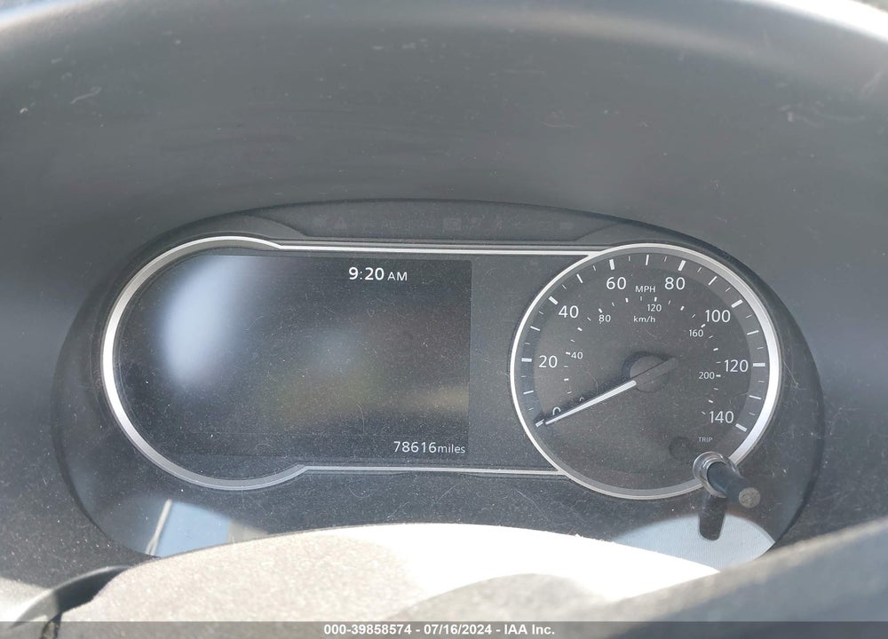 2018 NISSAN KICKS SV VIN: 3N1CP5CU0JL525586