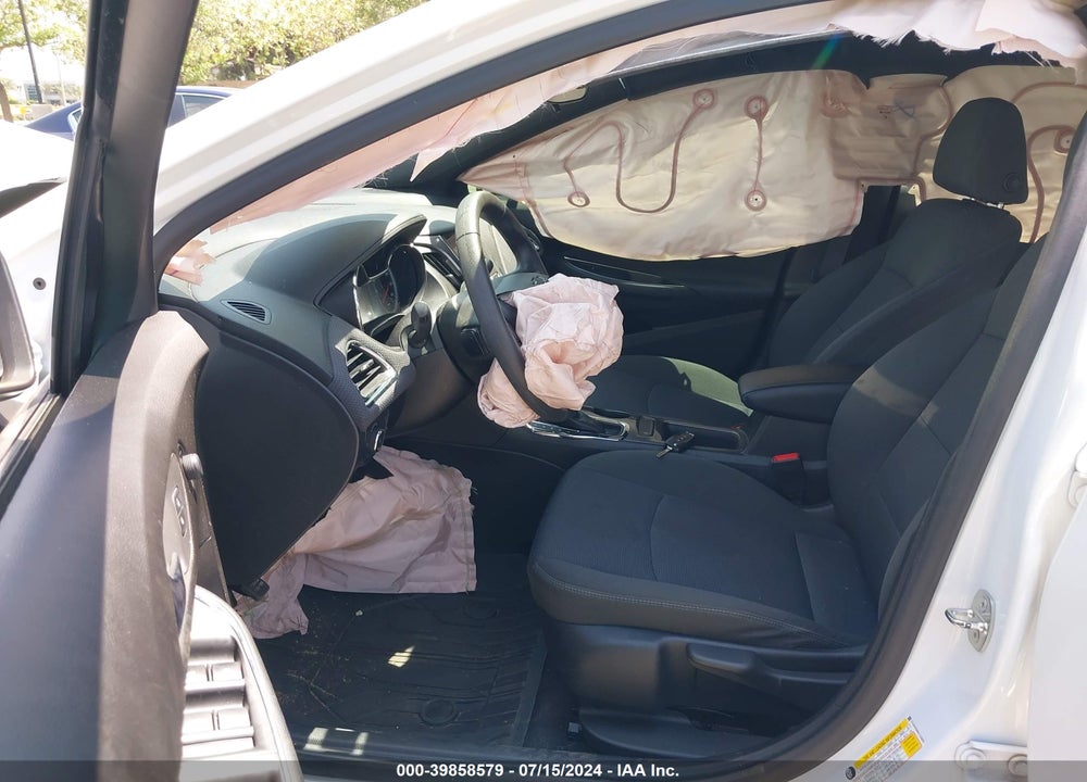 2019 CHEVROLET CRUZE LT VIN: 1G1BE5SM8K7130506