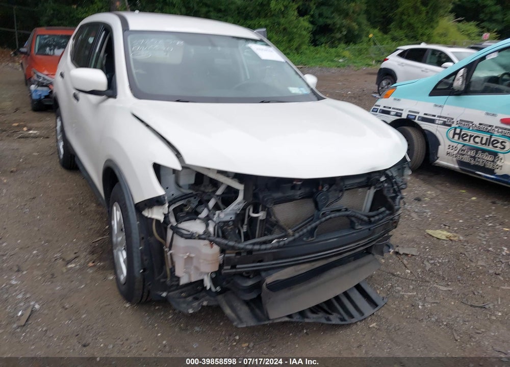 2017 NISSAN ROGUE S VIN: JN8AT2MV4HW005907