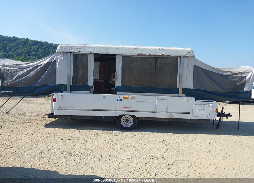 2000 COLEMAN NIAGRA ELITE VIN: 4CP695H10Y7278623