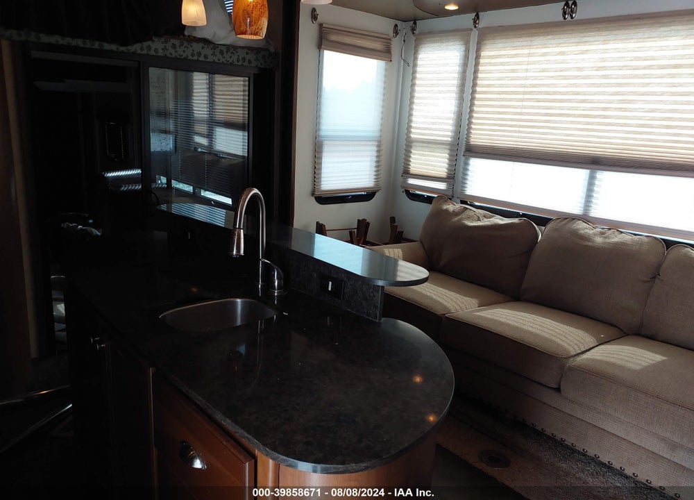 2014 DUTCHMAN V3905 VIN: 47CFVTV31EC663839