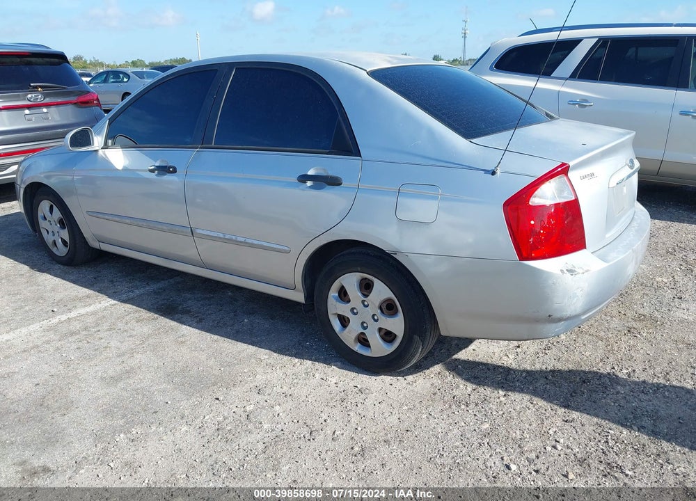 2004 KIA SPECTRA EX/LX VIN: KNAFE121145040665