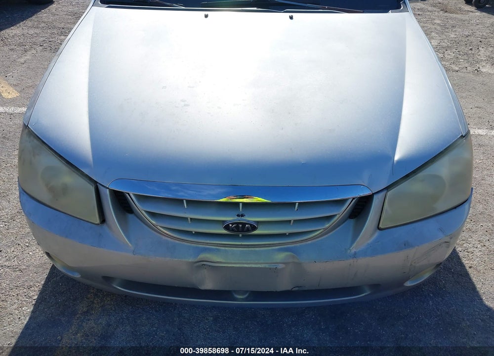 2004 KIA SPECTRA EX/LX VIN: KNAFE121145040665