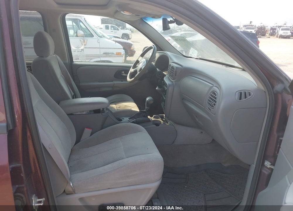 2006 CHEVROLET TRAILBLAZER LT VIN: 1GNDT13S962134618