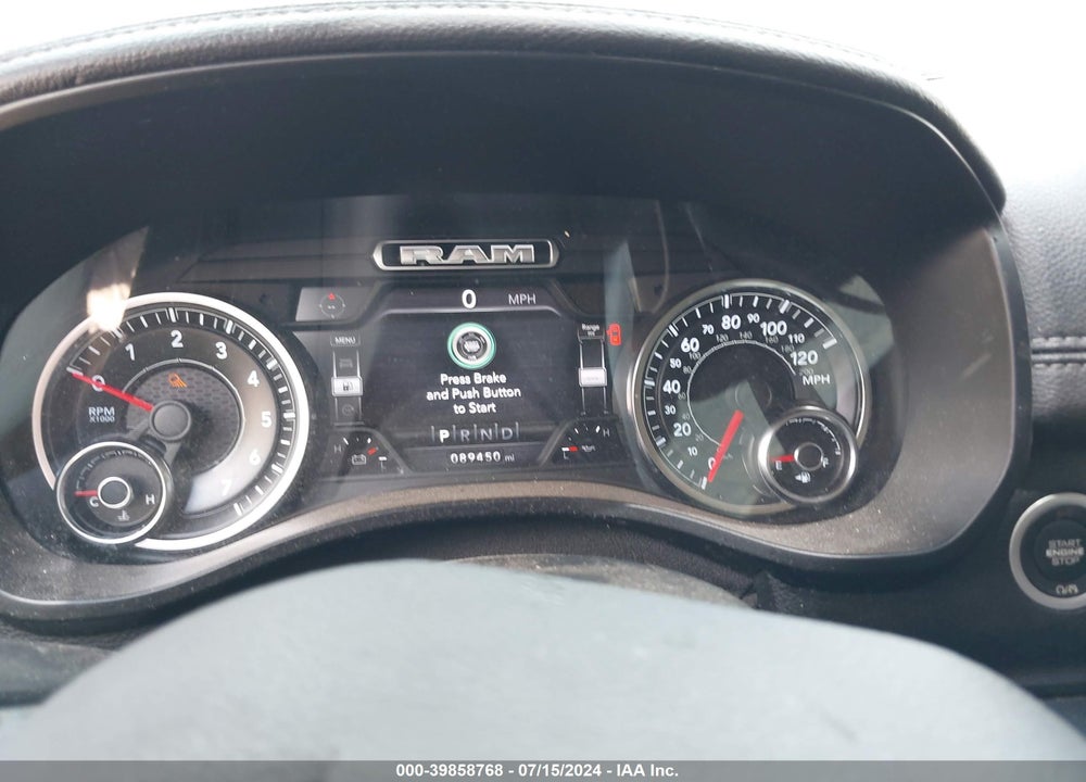 2019 RAM 1500 LAIE QUAD CAB 4X2 6'4 BOX VIN: 1C6RREDT3KN785724