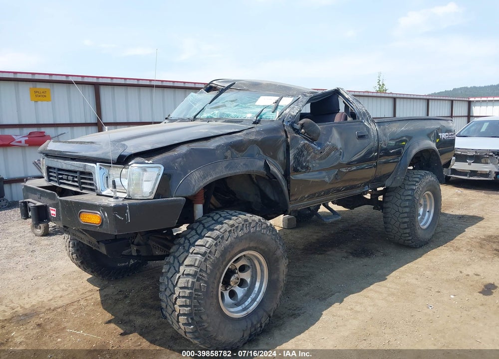 1990 TOYOTA PICKUP 1/2 TON SHT WHEELBASE DLX VIN: JT4RN01P6L7035495