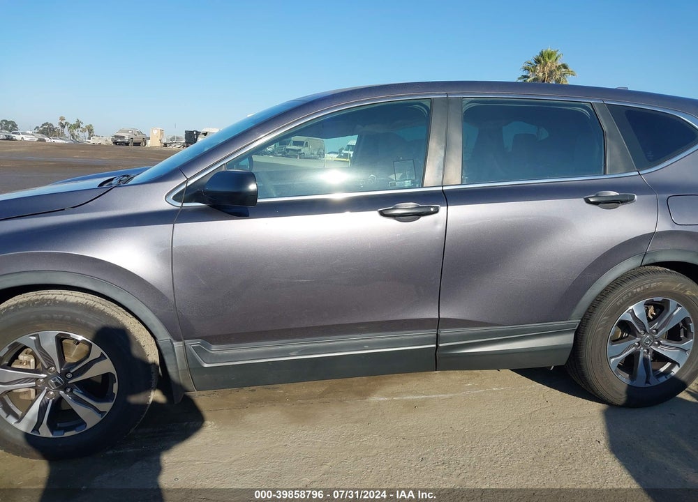 2017 HONDA CR-V LX VIN: 7FARW5H36HE000975